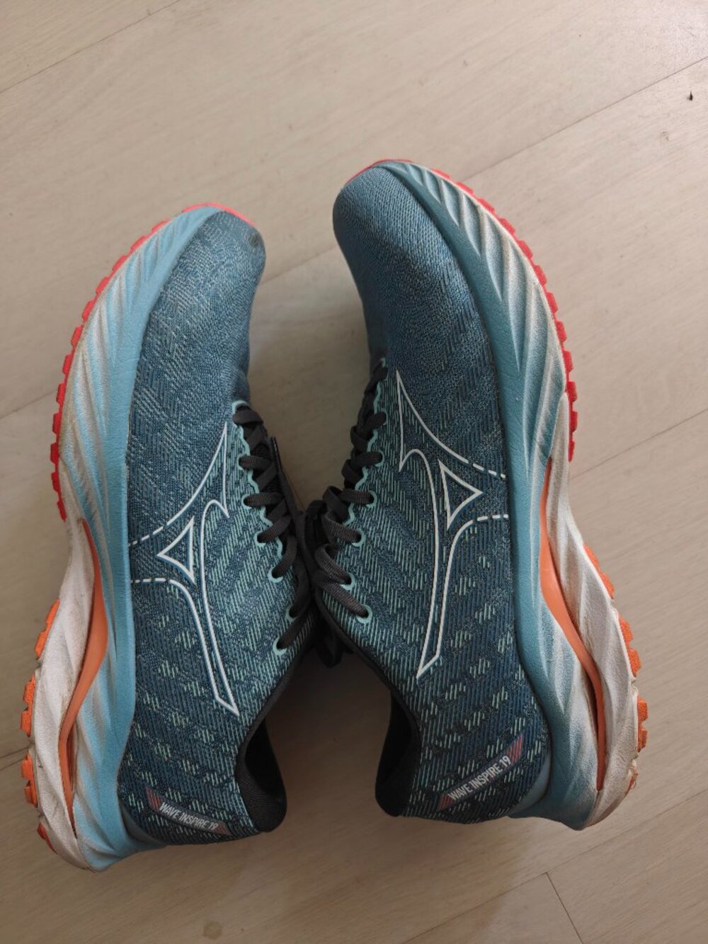 Mizuno Wave Inspire 19 Men's Running Shoes – Size US 12 – Blue/Orange